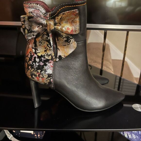 L'artiste Breathtaking Boots Multi Color Heel Leather Bow Size 37 new - Picture 8 of 12